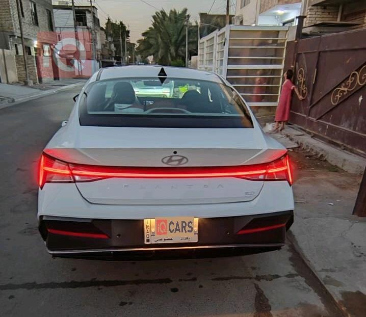 هيونداي النترا